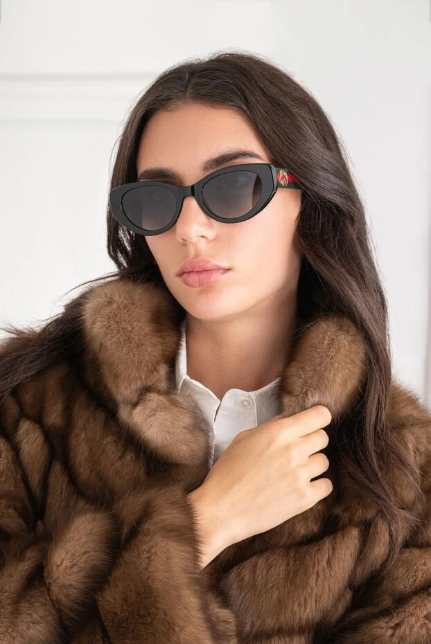 Gucci graphic cat-eye sunglasses with the iconic web band and gold monogram 194906 - photo 2