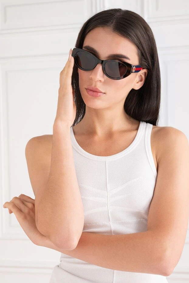 Gucci statement tortoiseshell cat eye glasses with the iconic blue and red band 194907 - photo 2