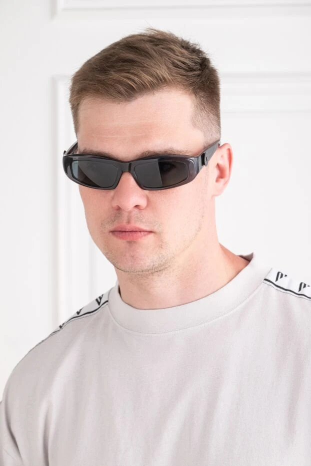 Balenciaga rectangular sunglasses with translucent gray frames and logo 194920 - photo 3