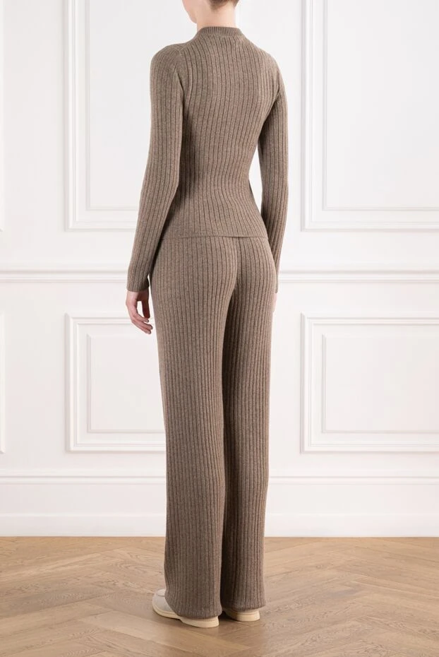 Loro Piana coste brown ribbed knit suit with a zip-up cardigan and palazzo pants 195887 - photo 3