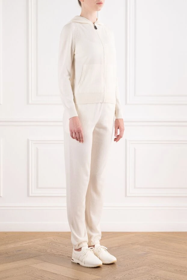 Loro Piana cashmere knit suit consisting of a zip-up hoodie and tapered trousers 196441 - photo 3