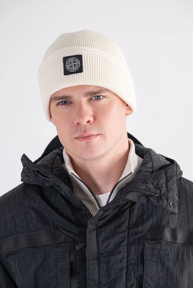 Stone Island чоловіча трикотажна шапка-біні в дрібний рубчик із квадратним патчем compass 197757 - фото 2