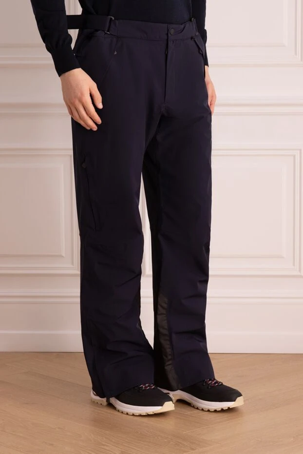 Moncler men's activewear pants made from breathable polyamide with a technical finish 993346 - photo 3