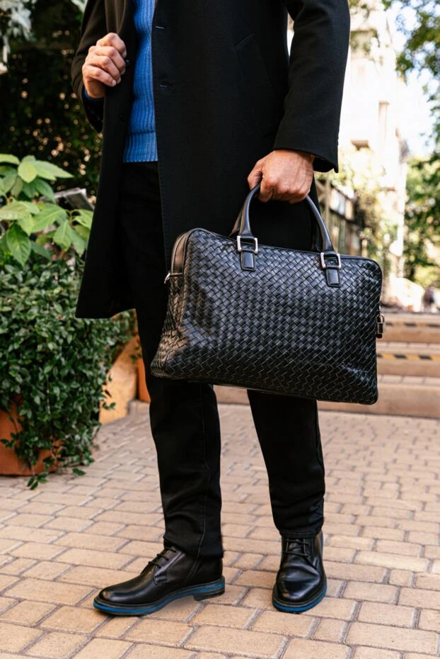 Gucci men's boots made of smooth leather with contrasting two-tone sole 998967 - photo 2