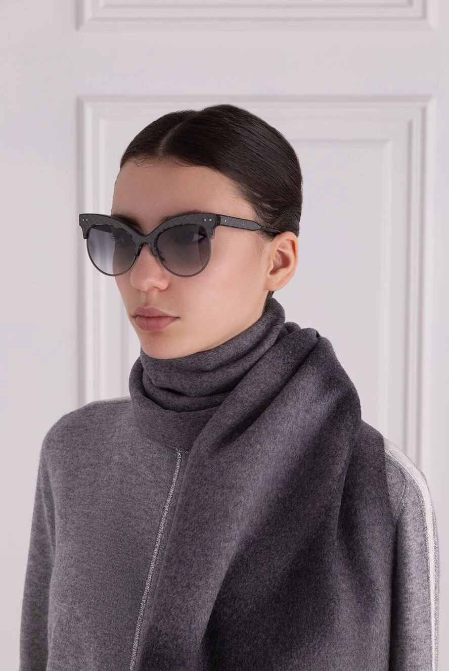 Bottega Veneta woman gray sunglasses for women buy with prices and photos 161159 - photo 2