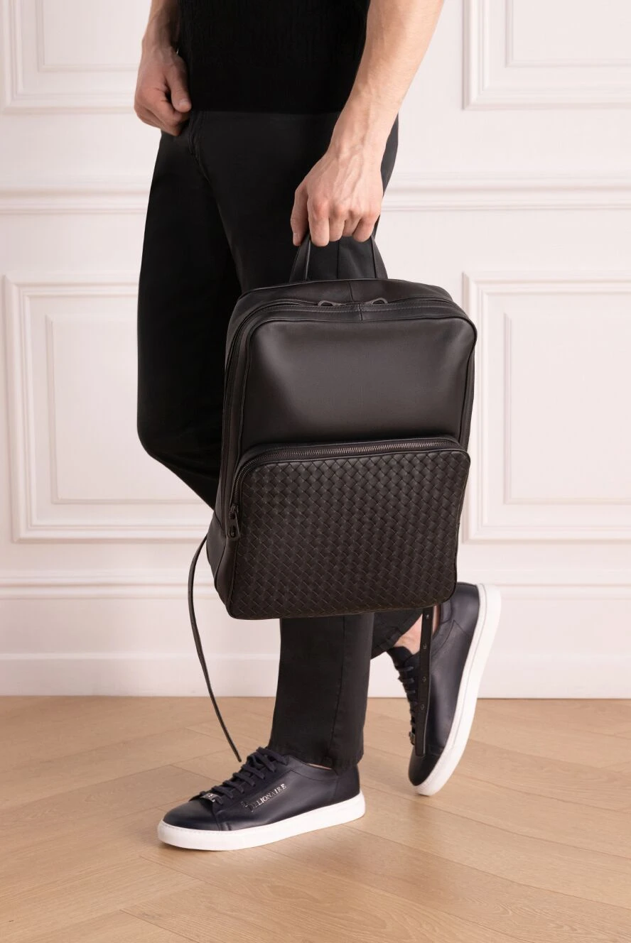 Bottega Veneta мужские рюкзак из кожи черный мужской купить с ценами и фото 166513 - фото 2