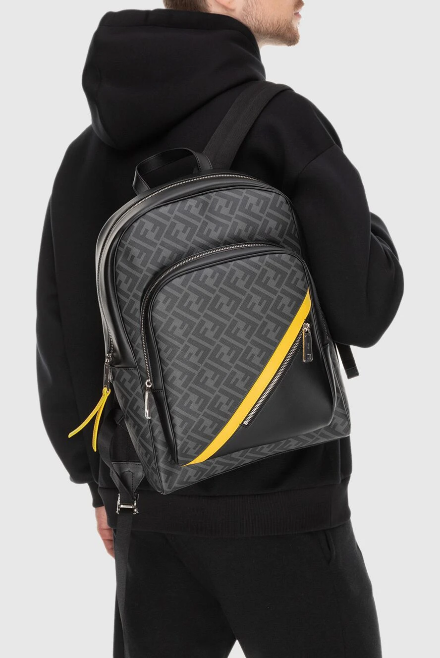 Fendi мужские рюкзак из кожи черный мужской купить с ценами и фото 172895