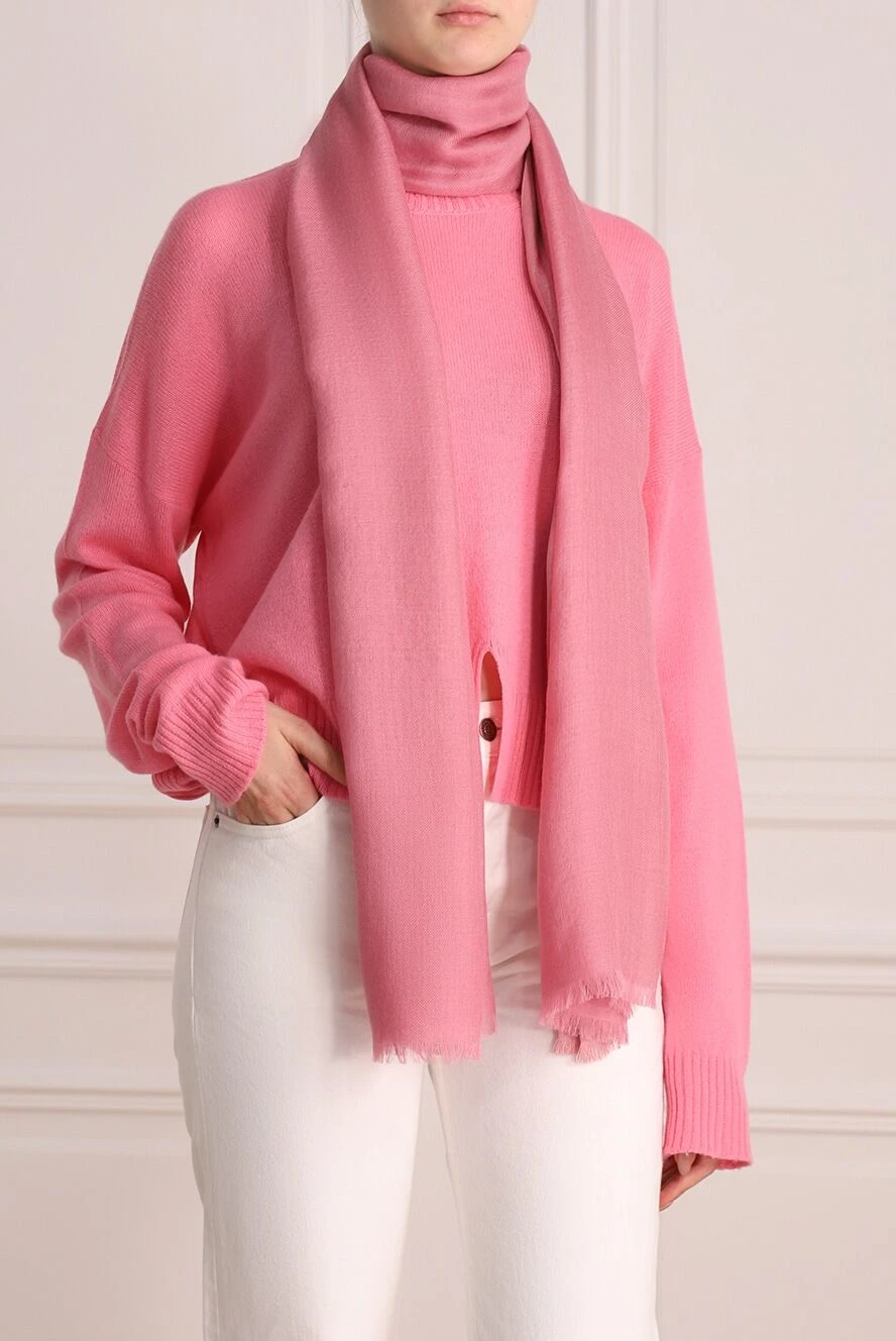 Loro Piana woman pink cashmere and silk scarf for women buy with prices and photos 173991 - photo 2