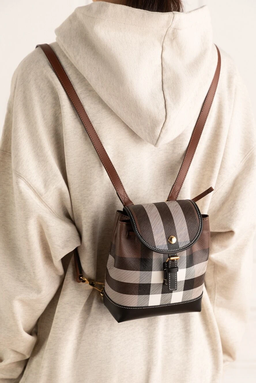 Burberry женские рюкзак из хлопка и полиуретана коричневый женский купить с ценами и фото 175233