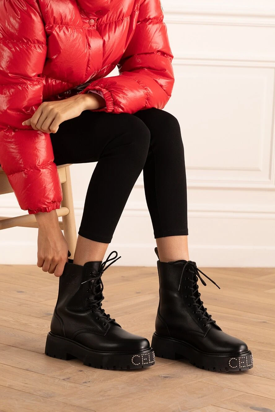 Celine жіночі черевики зі шкіри чорні жіночі купити фото з цінами 175257 - фото 2