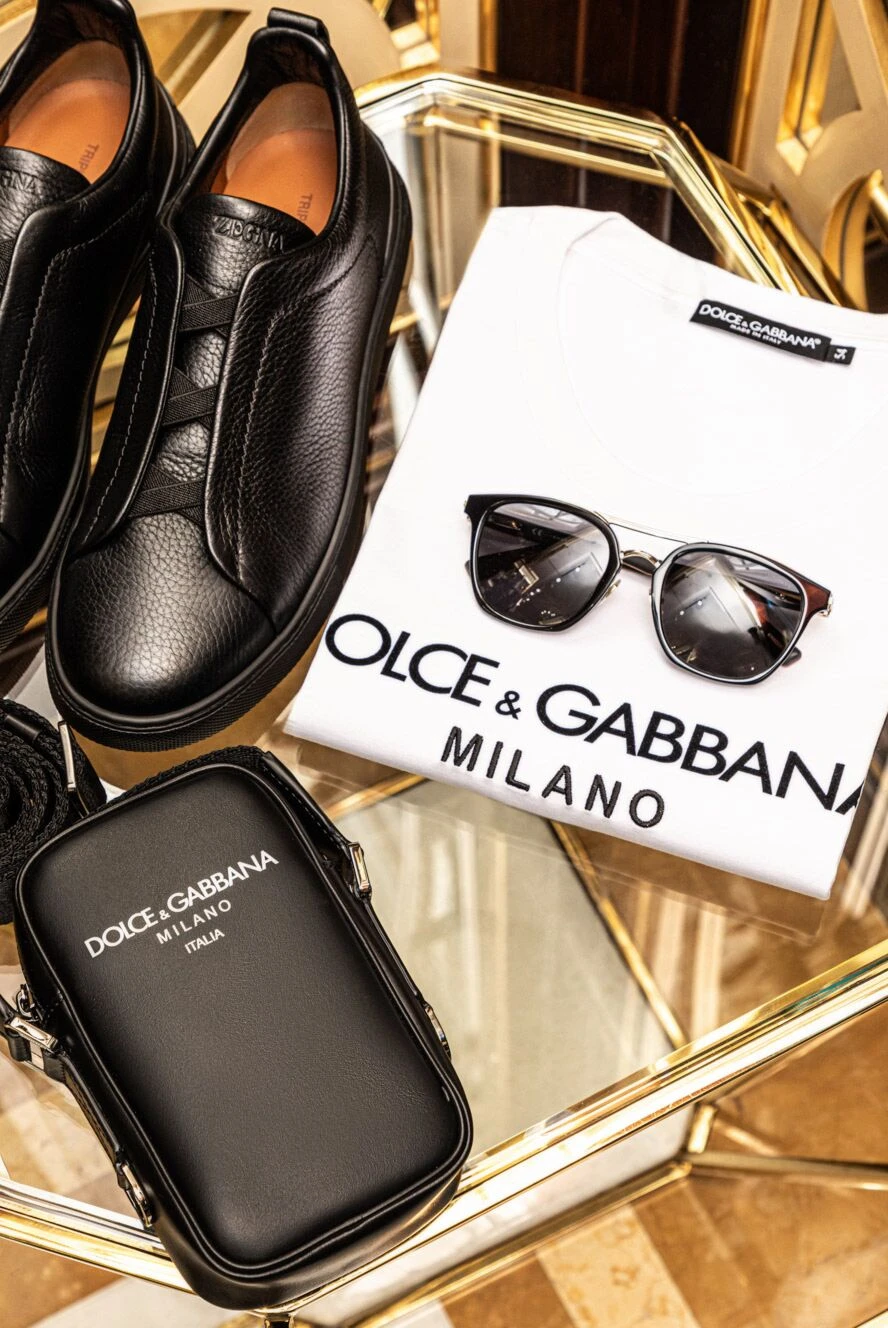 Dolce & Gabbana чоловічі футболка купити фото з цінами 178579