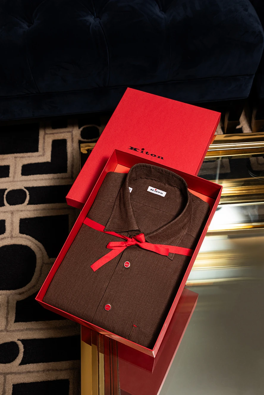 Як відрізнити оригінал Kiton від підробки