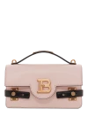 Balmain  - золотистый металлический логотип Balmain. 100% натуральная кожа. Размеры: 24 x 4 x 14,5 см.. Длина ремня: тонкий съемный кожаный плечевой ремень и ручка. держатель для карт и накладной карман внутри. закрывается клапаном с застежкой B-Twist. Страна производитель: Франция. Уход: специализированная чистка - фото 11