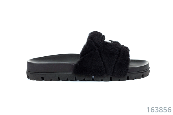 Prada women's leather slippers with fur and a logo, black 163856
